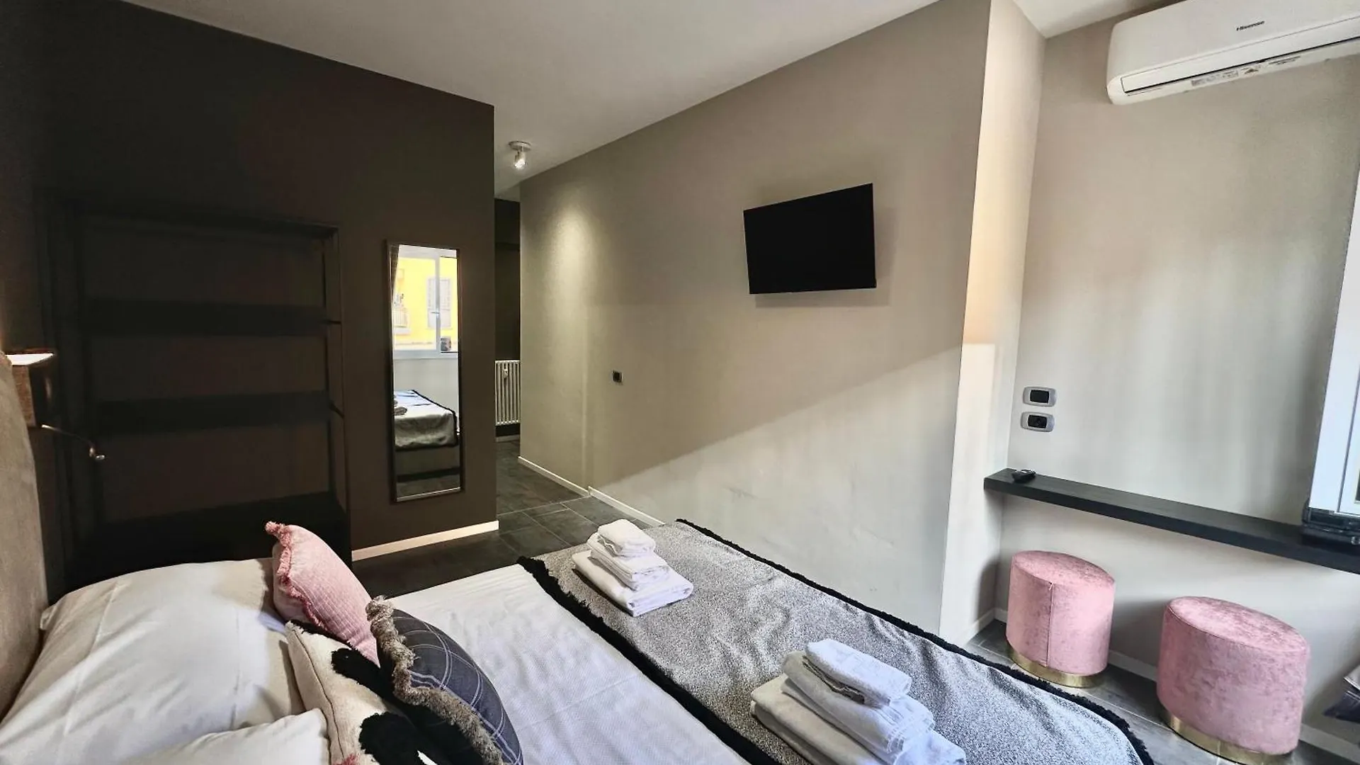 Xcross Suites Garbatella Roma 0*,
