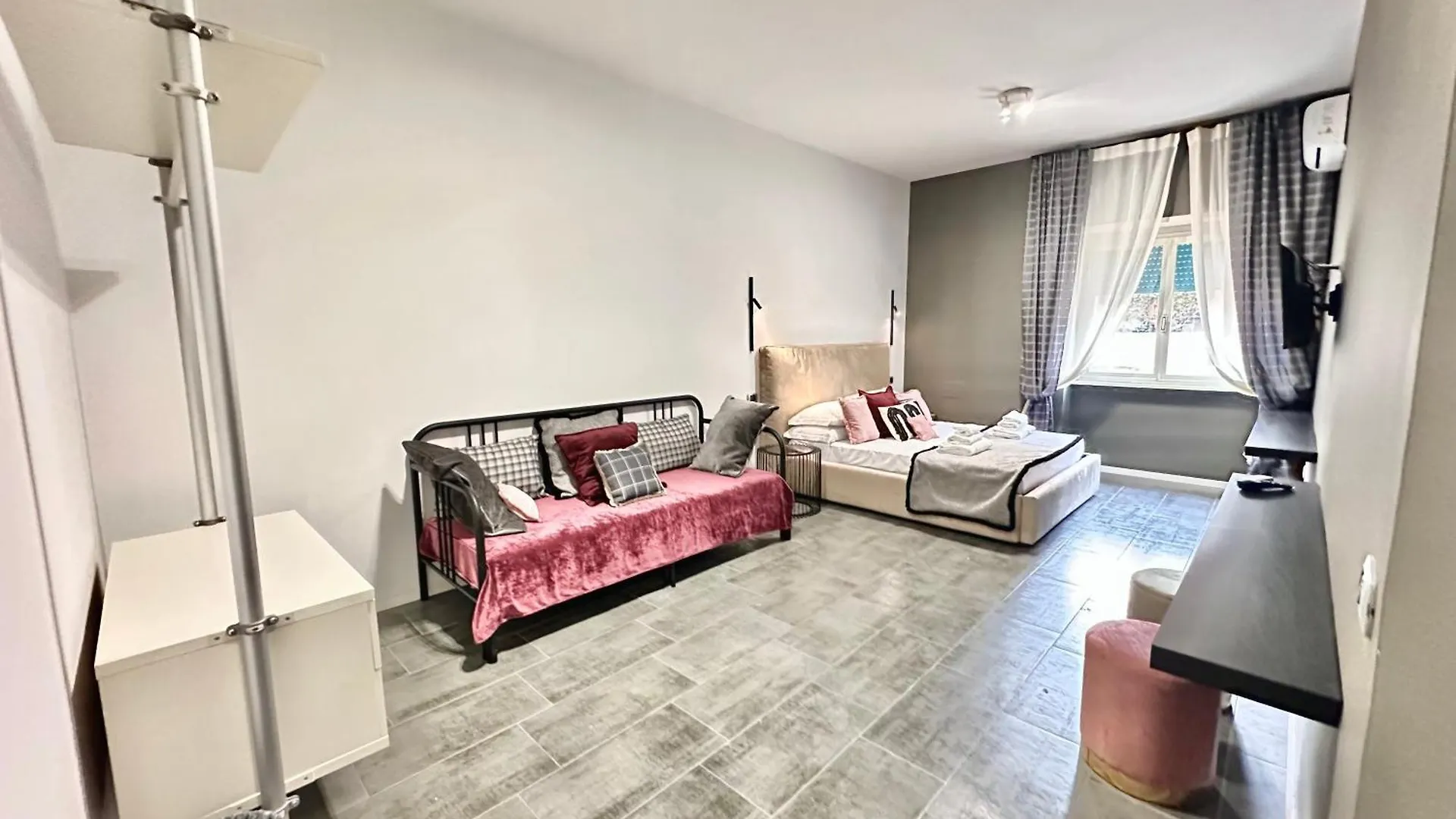 Xcross Suites Garbatella Roma Italia
