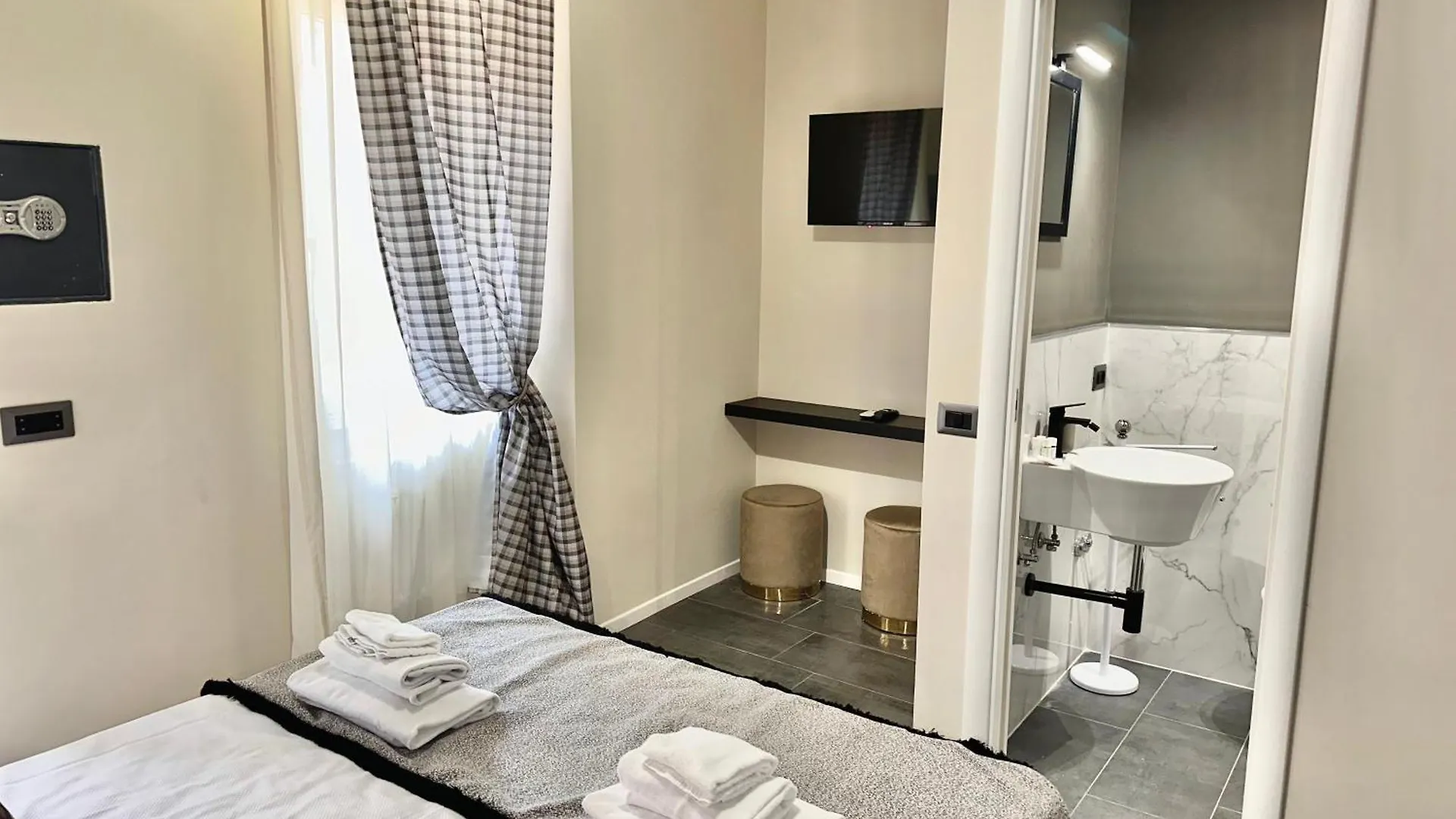 Xcross Suites Garbatella Roma